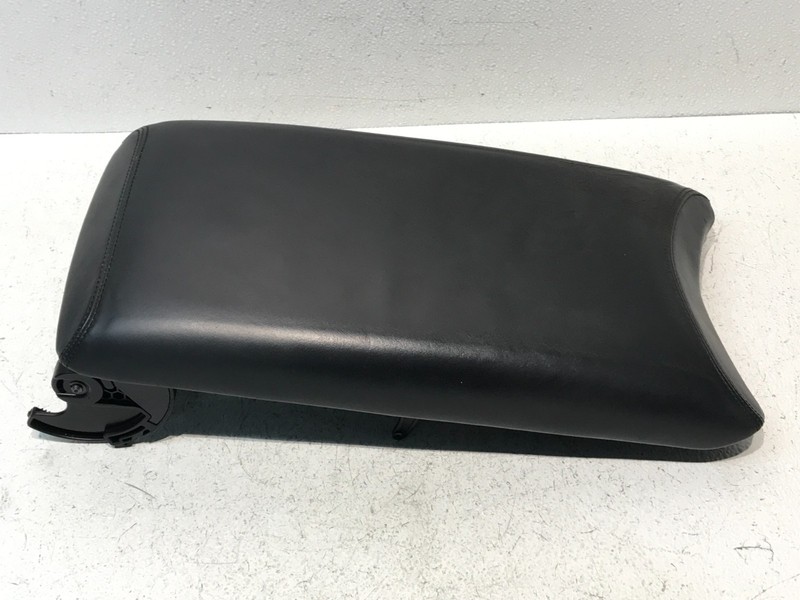 * 2007-2009 Lexus ls460 Center Console Arm Rest Armrest Genuine Leather OEM