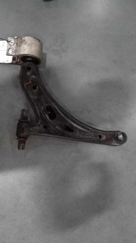 2017 GMC Acadia Front Left Suspension Control Arm 648411 118k Miles