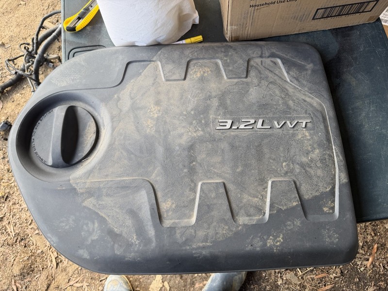 2014-2020 Jeep Cherokee 3.2Engine Cover Upper Trim 04627429AB