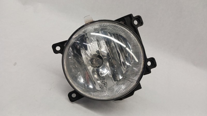 13-'15 TOYOTA RAV4 Right passenger fog light OEM Grade A!