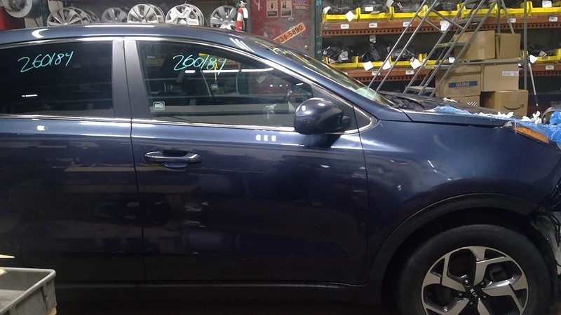 Passenger Right Front Door Without Solar Glass Fits 17-22 SPORTAGE 1788241