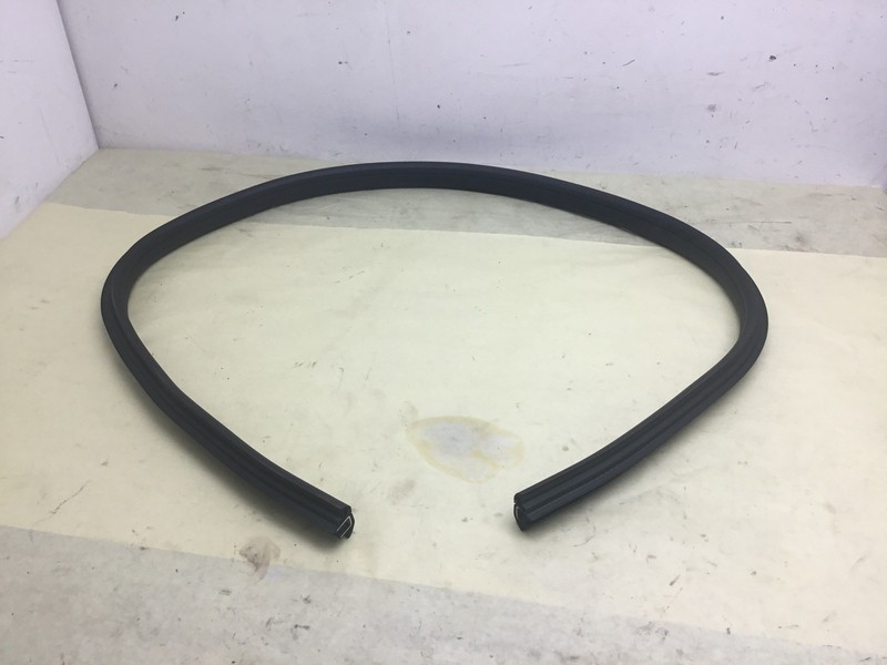 Mercedes C43 W205 Conv AMG Right Door Edge Guard Seal Weather Strip 17-20 :O