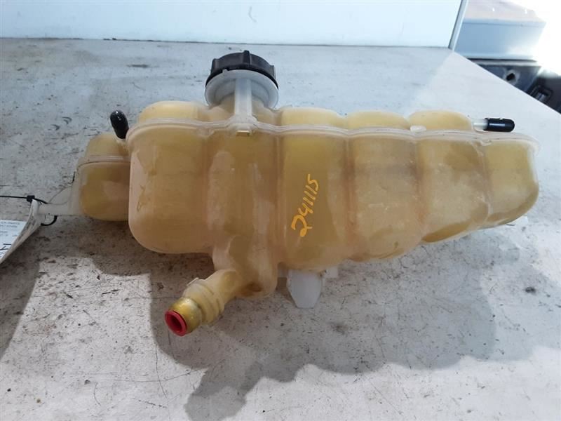 Coolant Reservoir Fits 15-20 FORD F150 PICKUP 3322023