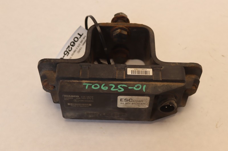 08-25 FREIGHTLINER CASCADIA 125 MERITOR WABCO TRACTOR ABS ECU ESC MODULE OEM