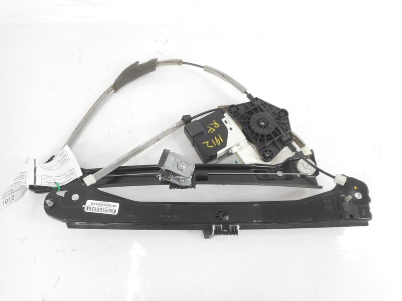 Volkswagen Passat Door Window Regulator Front Right Electric OEM 2013-2020