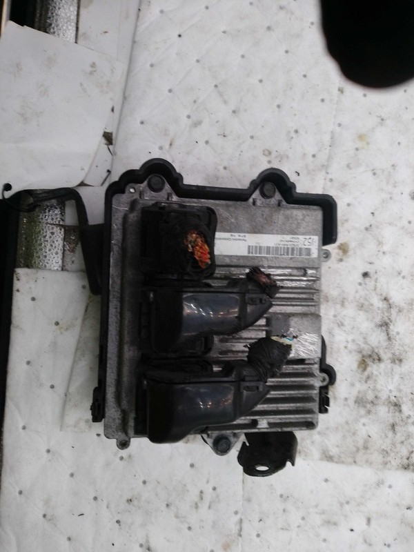 2018 Acura ILX Engine Control Module ECM OEM 37820R4HA11 Used 135K Miles