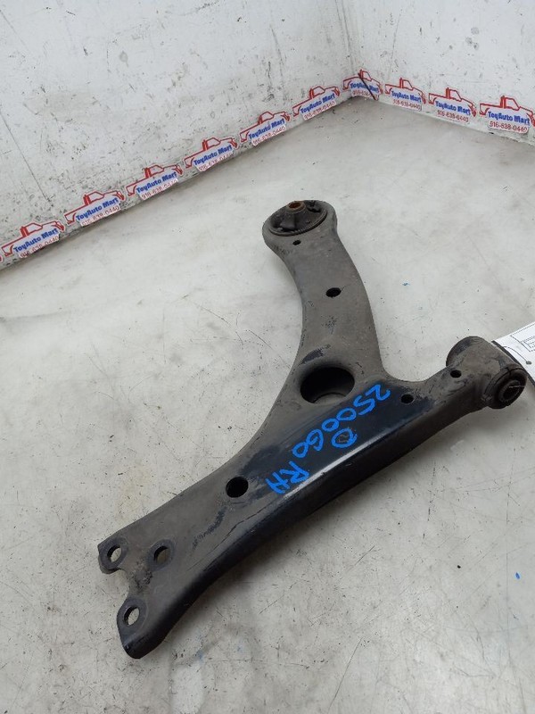 Passenger Right Lower Control Arm Front Sedan Fits 14-19 COROLLA 558450