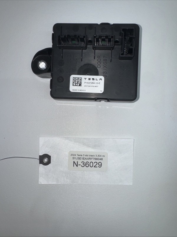 2024-2025 Tesla Model 3 Charge Port ECU 1537264-10-E N-36029 B123