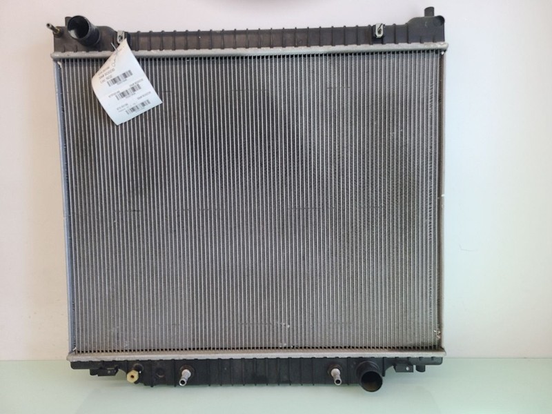 Radiator 8-330 Thru 10/04/09 Fits 08-10 FORD E150 VAN 573899