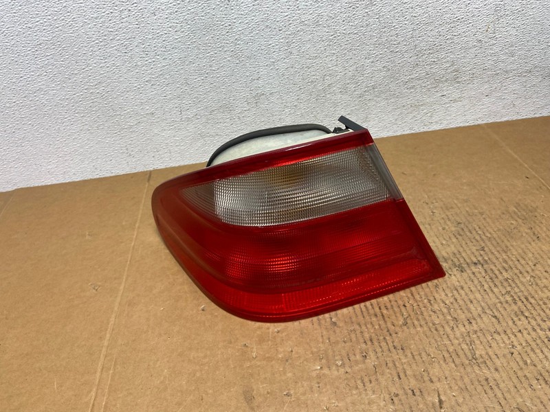 1998 to 2003 Mercedes Benz W208 CLK Left Driver Lh Side Tail Light AE0632 LK