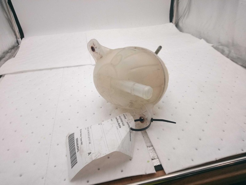 2018 KIA Sportage Engine Coolant Reservoir Tank OEM White 25431D3500 89K Miles