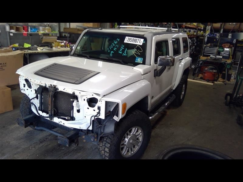 Passenger Right Front Door Fits 08-09 HUMMER H3 1063648