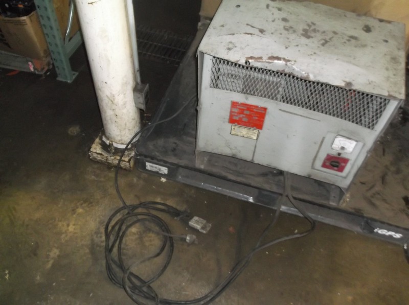 KW Lifeguard SCR Charger 6-450SCR1 Industrial Use 7B0122B