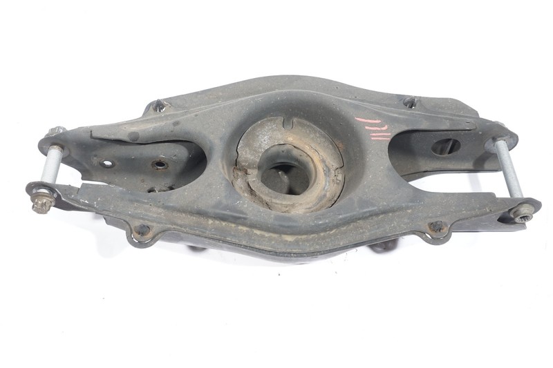 08-14 MERCEDES BENZ C300 RWD W204 REAR LEFT DRIVER SIDE LOWER CONTORL ARM OEM