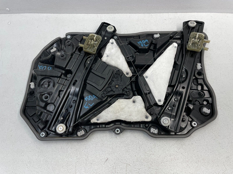 2016-2019 BMW 750i G12 Front Left Driver Door Window Regulator Motor 1529 OEM