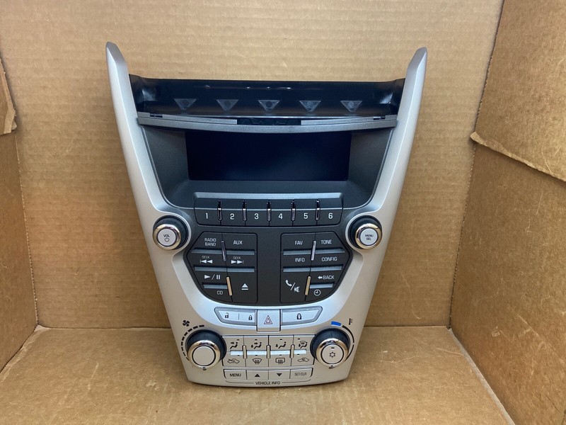 10-11 CHEVY EQUINOX DASH RADIO BEZEL TRIM CLIMATE TEMP CONTROL PANEL 22766834