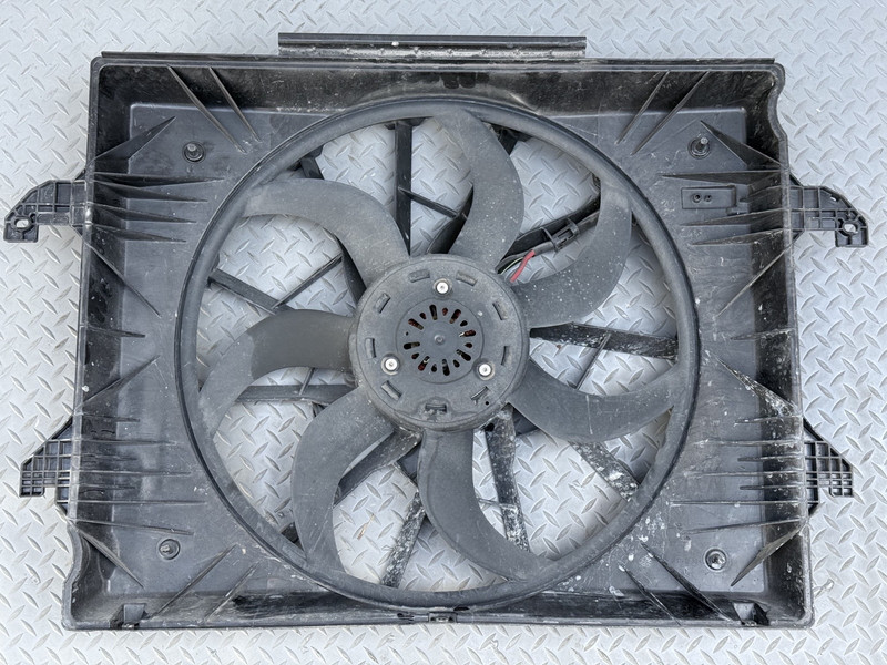 ✅ 2019-25 RAM 1500 5th OEM RADIATOR COOLING FAN MODULE SHROUD ASSEMBLY 42 kMiles