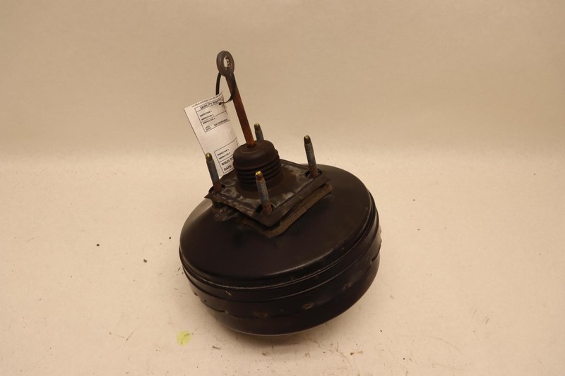 2014-2019 CHEVY SILVERADO 1500 POWER BRAKE BOOSTER VACUUM OEM
