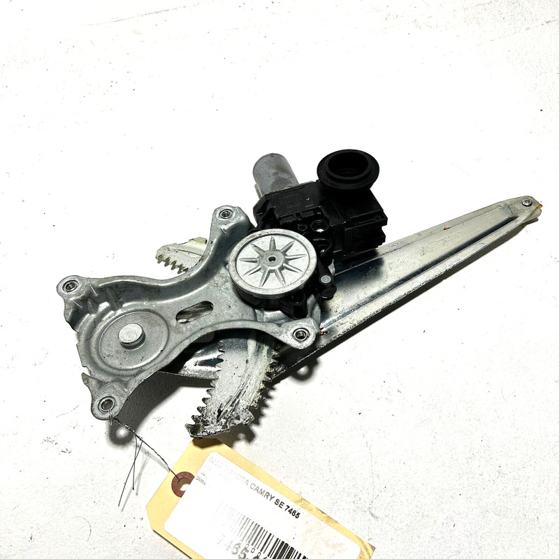 2018-2024 TOYOTA CAMRY REAR RIGHT PASSENGER DOOR WINDOW REGULATOR W/ Motor OEM