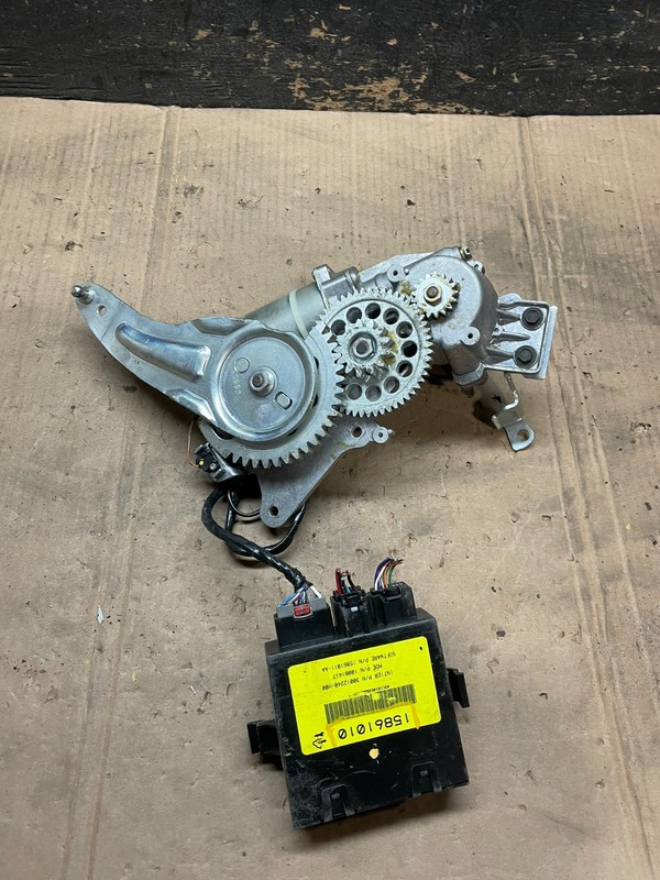 2005 - 2006 Cadillac Srx Chassis Control Module Ccm Bcm Body Control w2389 DG