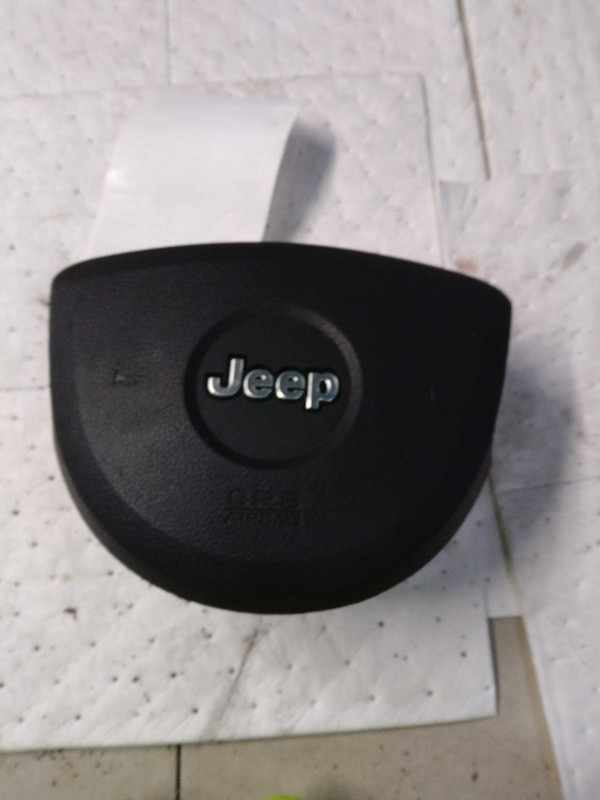 2008 Jeep Commander Black Driver Steering Wheel Air Bag OEM 224K Miles