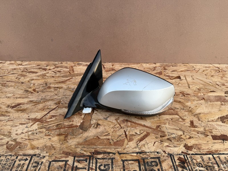 INFINITI Q50 2014-2024 OEM LEFT DRIVER DOOR MIRROR WITH CAMERA ASSEMBLY (SILVER)