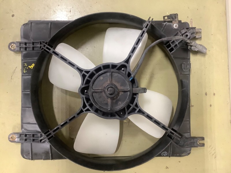 91-95 Acura Legend engine cooling fan assy shroud, motor blade Used OEM