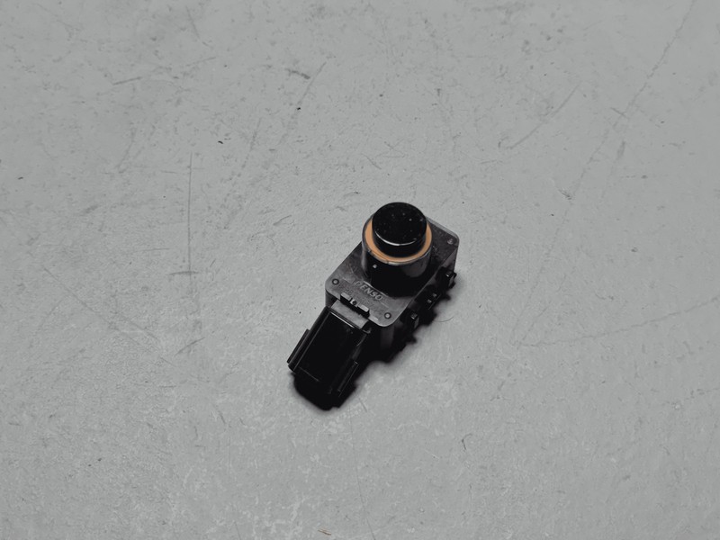 18-2020 TOYOTA CAMRY FRONT OR REAR BUMPER PARKING ULTRASONIC DISTANCE SENSOR OEM
