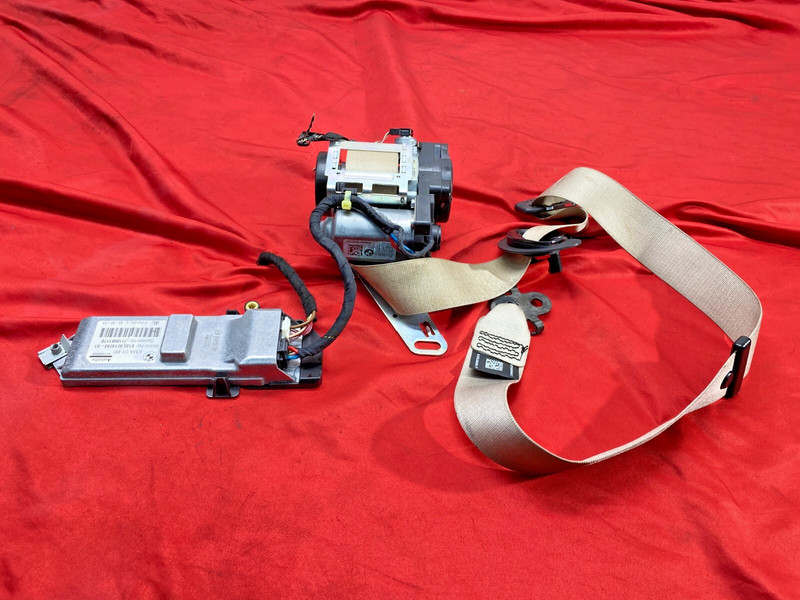 09-15 BMW F01 F02 7 Series Front Right Passenger Seatbelt Retractor Beige OEM✅
