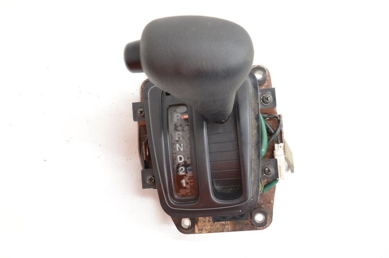 99-00 Mazda Mx-5 Miata NB Automatic Transmission Shifter Assembly
