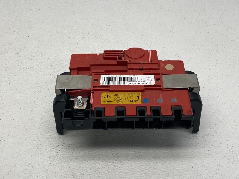 2007-2013 BMW X5 E70 BATTERY POWER DISTRIBUTION FUSE BOX OEM LOT629