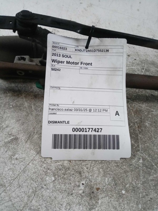 2013 KIA Soul Wiper Motor OEM 981102K000 Used 139k Miles Red