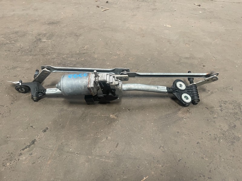 ⭐2007-2013 BMW X5(M) X6(M) FRONT WINDSHIELD WIPER ARM LINKAGE ASSY OEM LOT2292