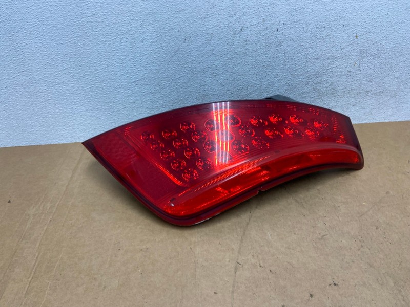 2006 to 2007 Nissan Murano Right Passenger Rh Side Tail Light Oem AE3100 LK