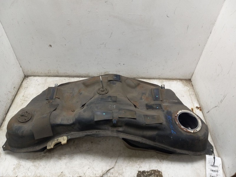 06-13 LEXUS IS350 3.5L RWD AT GAS FUEL TANK