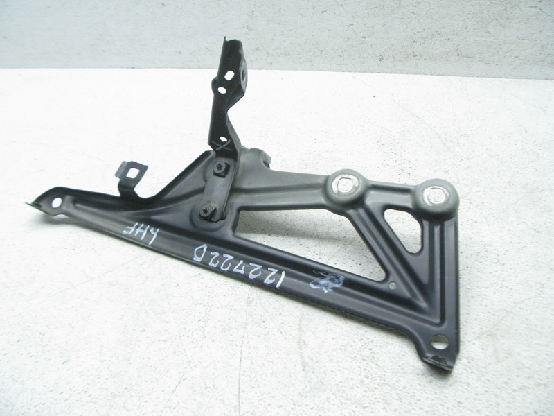 16-22 BMW F48 X1 FENDER SUPPORT MOUNT SUPPORT BRACKET LEFT OEM 122722D