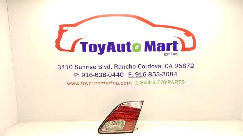 02 03 LEXUS ES300 PASSENGER RIGHT TAIL LIGHT 45718