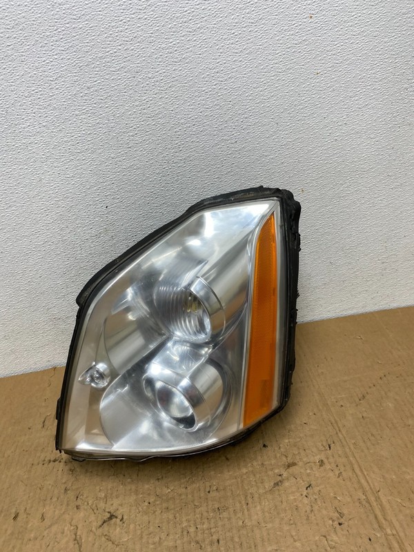 2006 to 2011 Cadillac DTS Left Driver Lh Xenon Hid Headlight Oem AC8152 DW