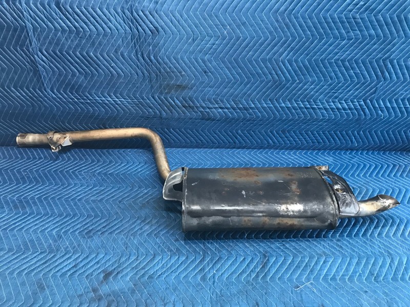 01-03 Lexus LS430 Rear Muffler w/Pipe Right Passenger Exhaust OEM