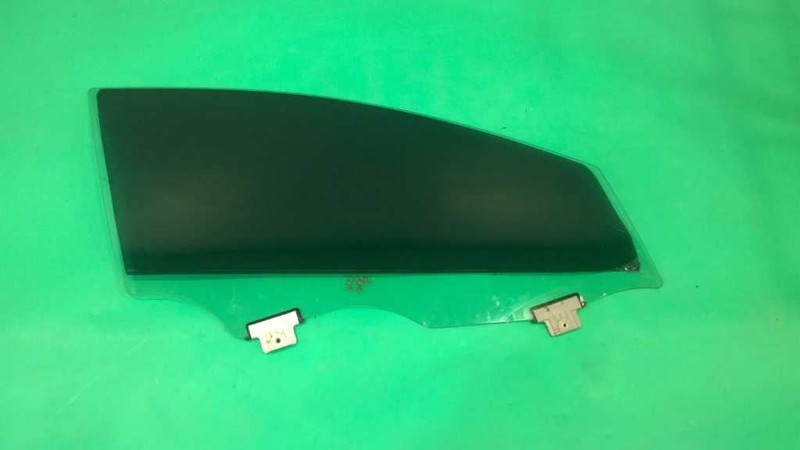13 14 15 16 DART PASSENGER RIGHT FRONT WINDOW DOOR GLASS OEM 3530-34