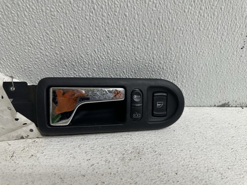2000-2005 VW Passat Right Front Passenger Power Window Lock Switch Oem