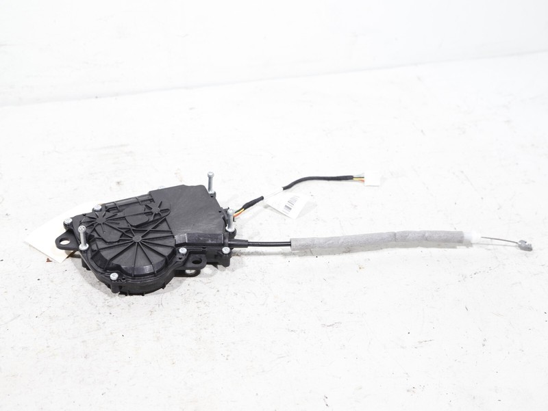 2016-2020 BMW F48 X1 SOFT CLOSE AUTOMATIC TRUNK LATCH ACTUATOR UNIT OEM 76K