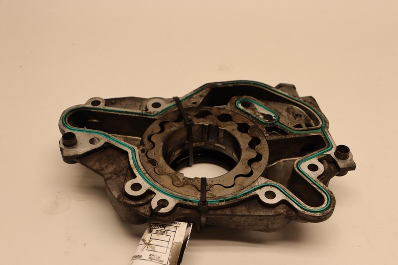 2008-2010 FORD F250 SD F350 SD 6.4L DIESEL ENGINE OIL PUMP COVER OEM