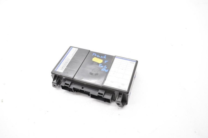 1999-2000 JAGUAR XK8 4.0L ANTI THEFT SECURITY MODULE TRUNK MOUNTEDLJB2600AC