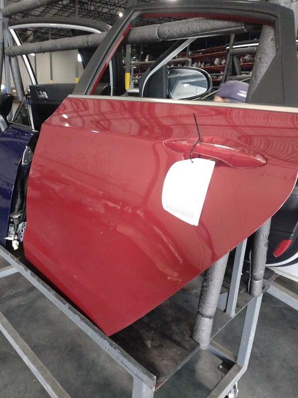 2016 Hyundai Elantra Left Rear Door Red OEM 175588 86000 Miles Used