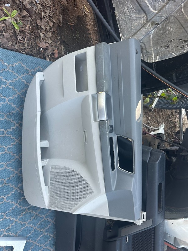08-10 DODGE CARAVAN TOWN AND COUNTRY OEM LH FRONT INTERIOR DOOR PANEL CARD
