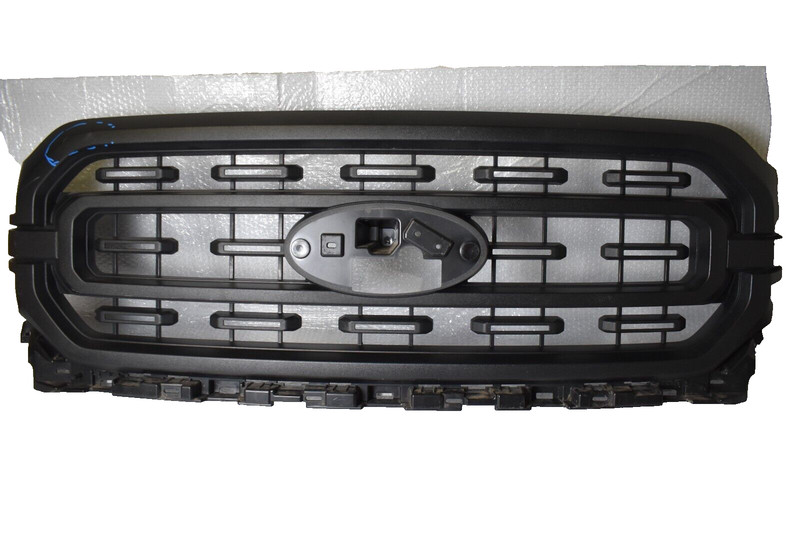 2020-2021 FORD F150 XLT GRILLE ML34-8200-AAW USED OEM