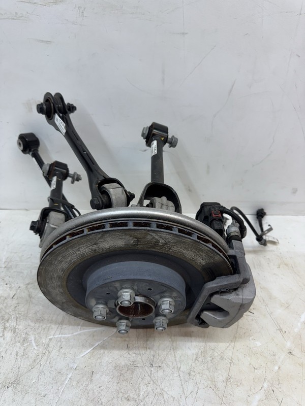 2024 2025 Tesla 3 Rear Left Driver Suspension Spindle Knuckle Arm Complete 36113