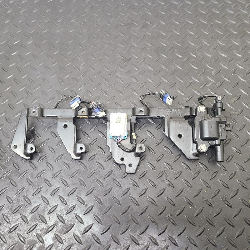 07-13 Chevrolet Silverado 1500 1 Coils W/ Wire Harness & Brake OEM 12570616