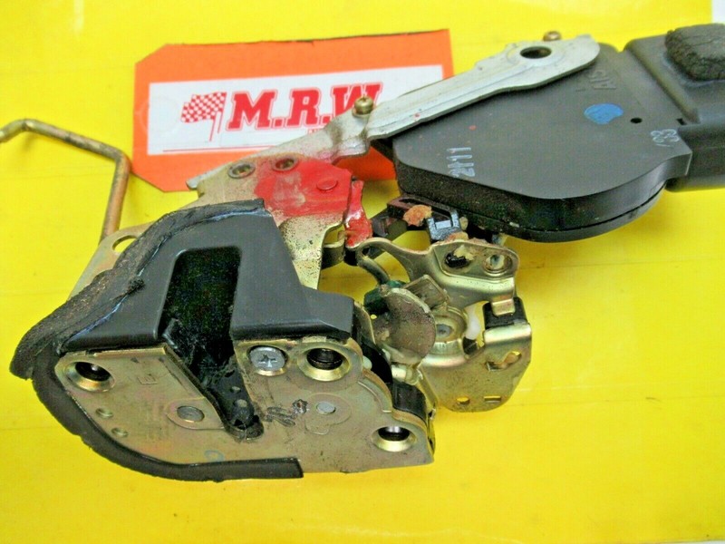 DOOR LATCH LOCK ACTUATOR FRONT LEFT DRIVER SIDE LF LH L for 00-05 MR2 SPYDER